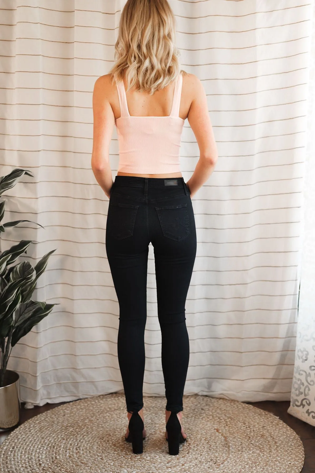 AG Farrah Skinny Ankle