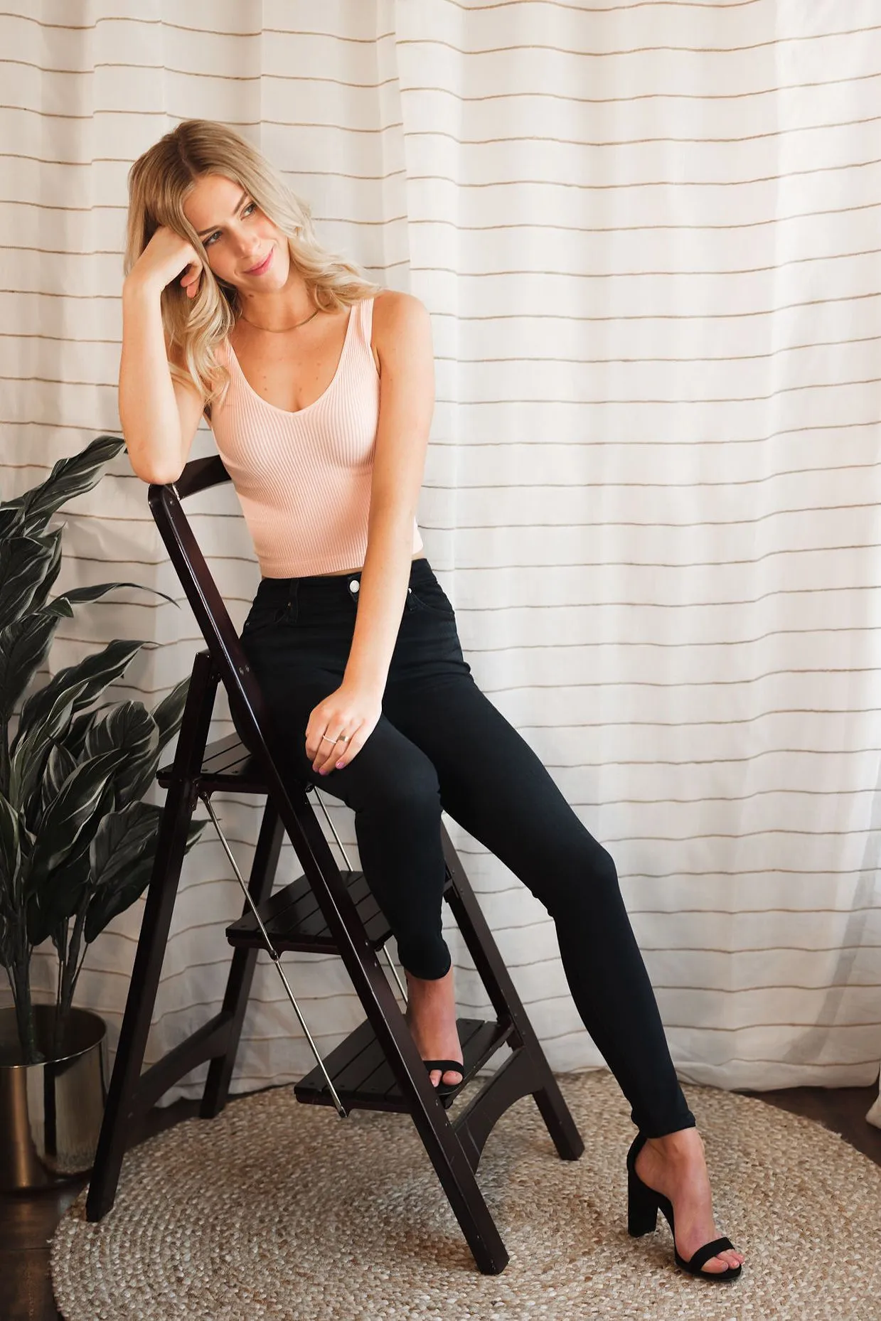 AG Farrah Skinny Ankle
