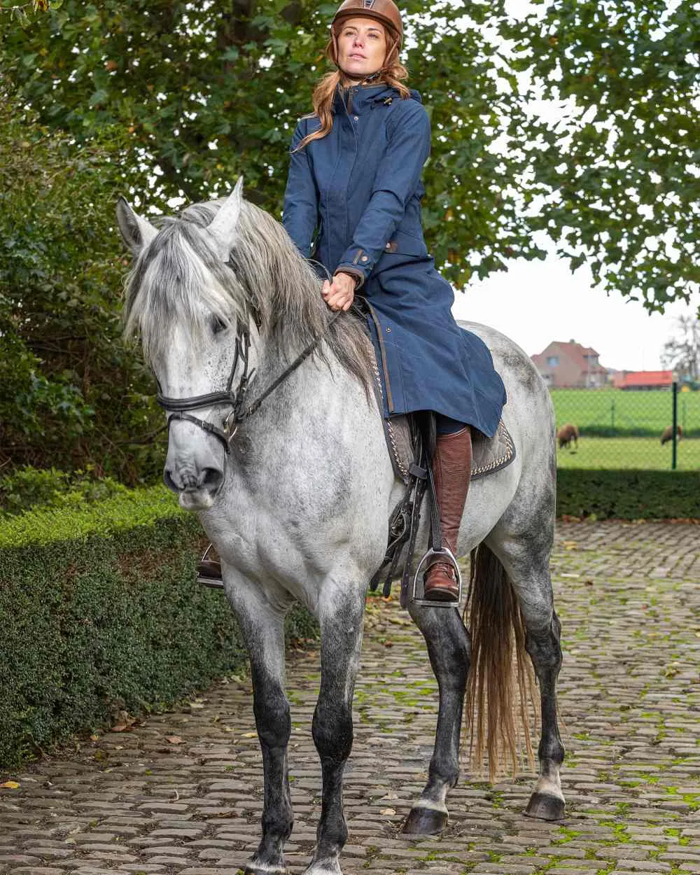 Stylish Baleno Kensington Long Waterproof Coat for Ultimate Protection and Comfort