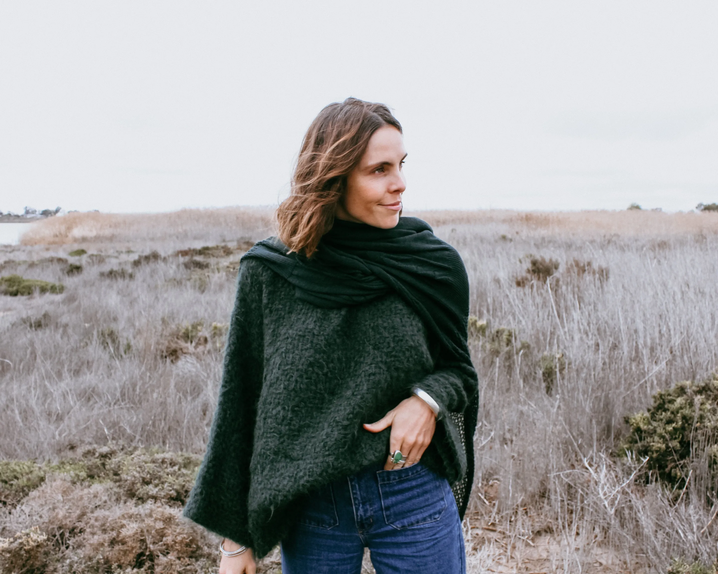 Hand loom sweater with detachable collar - Mocca