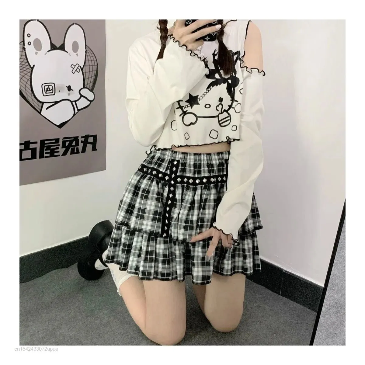 Kawaii Hello Kitty Vintage Printed T-Shirt