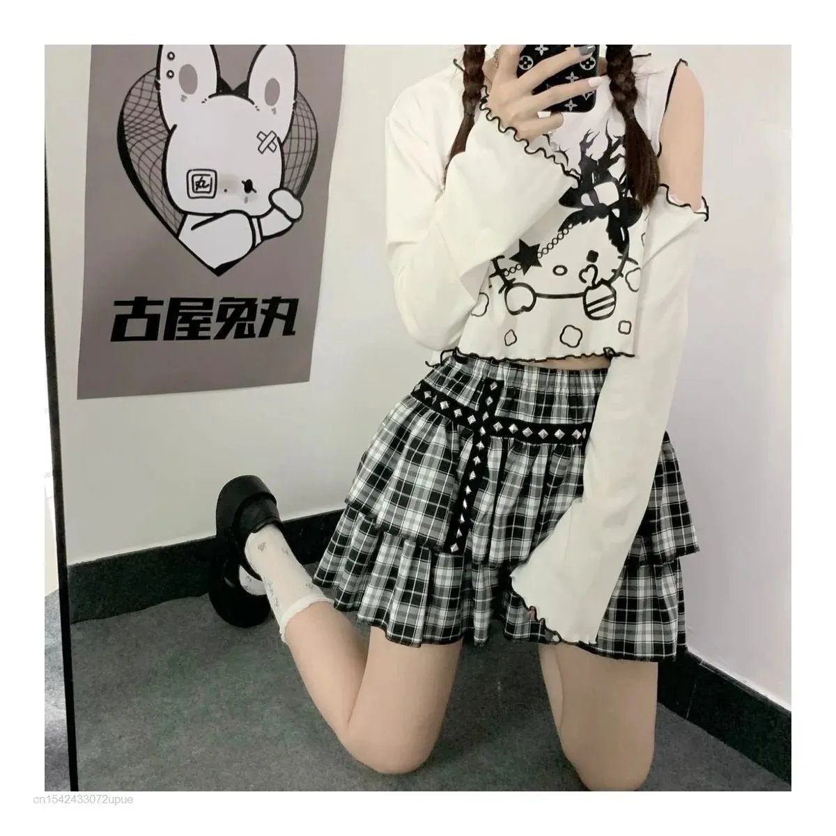 Kawaii Hello Kitty Vintage Printed T-Shirt