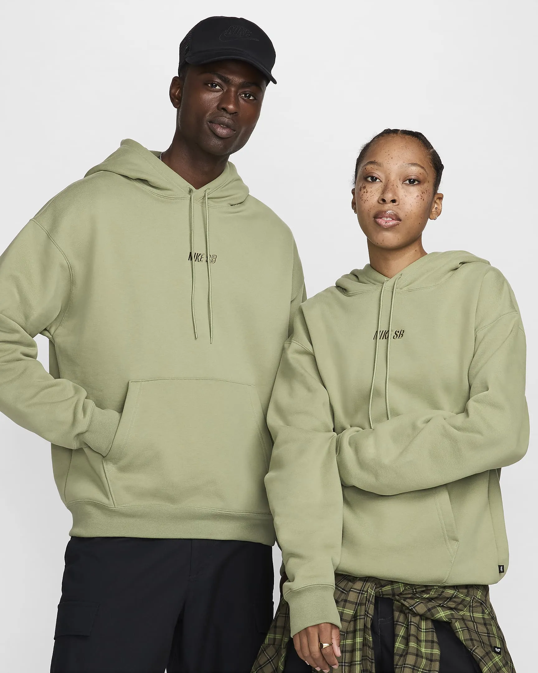 Nike SB Fleece Pullover Skate Hoodie - MEDIUM OLIVE