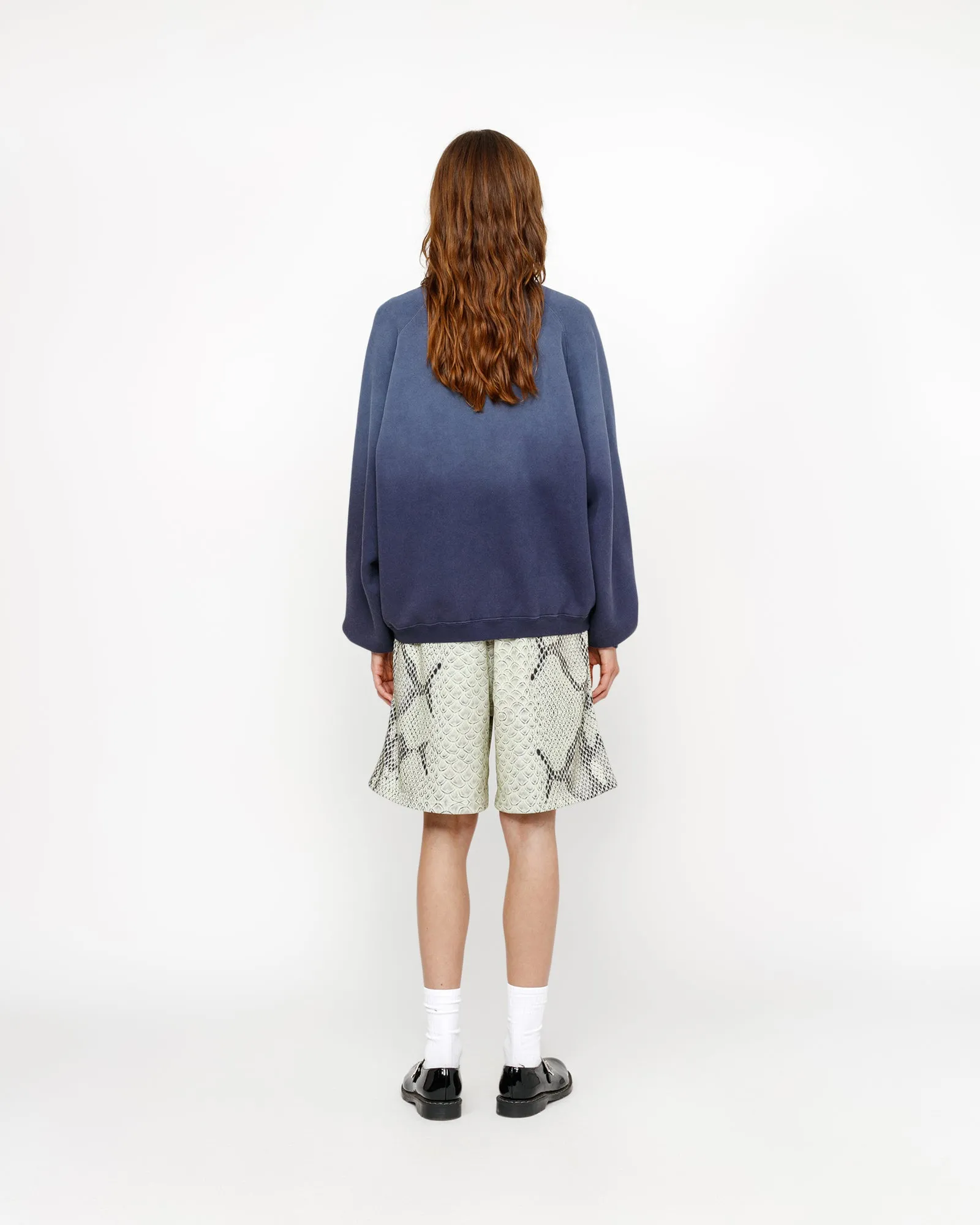 RAGLAN SLEEVE CREW