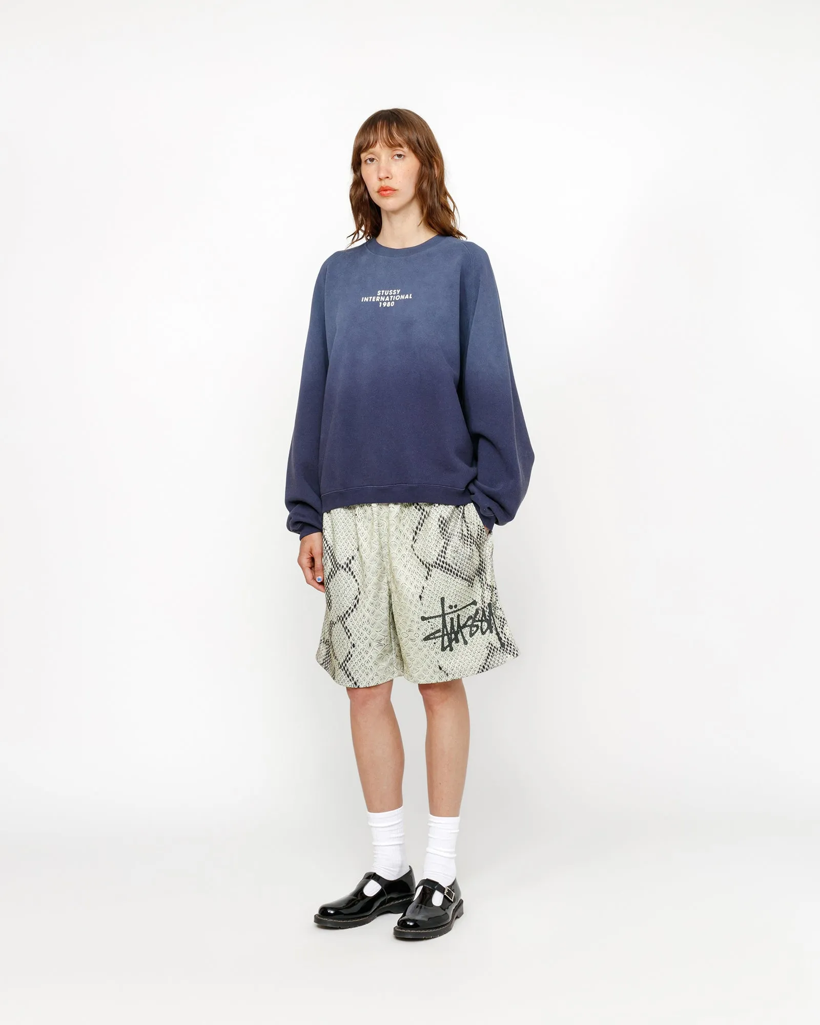 RAGLAN SLEEVE CREW