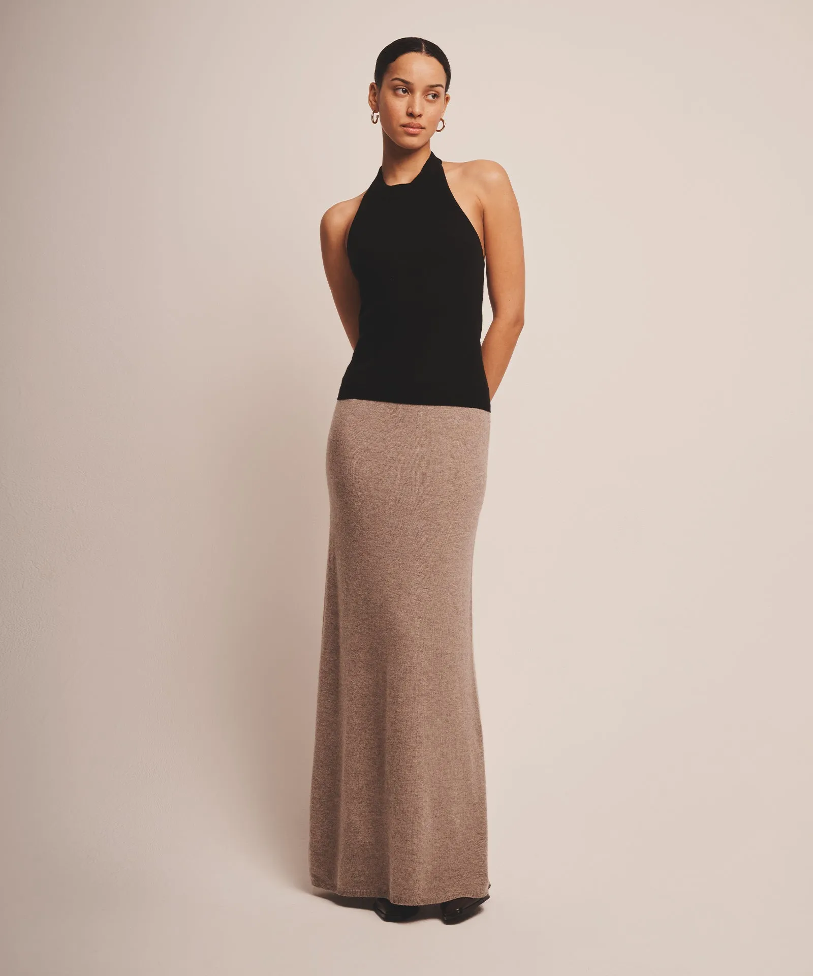 Luxurious Signature Cashmere Halter Neck Top - Elegant Womens Fashion Blouse